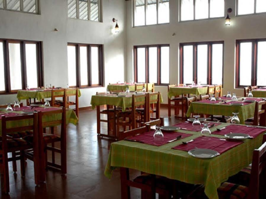 Green Jungle Holiday Resort Munnar Exterior photo